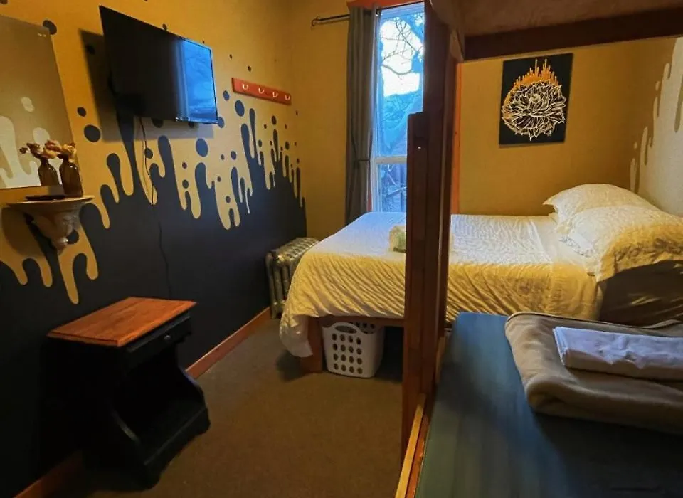 Mountain Shadow Hostel-1